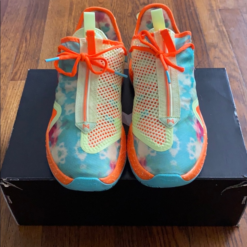 Nike PG 4